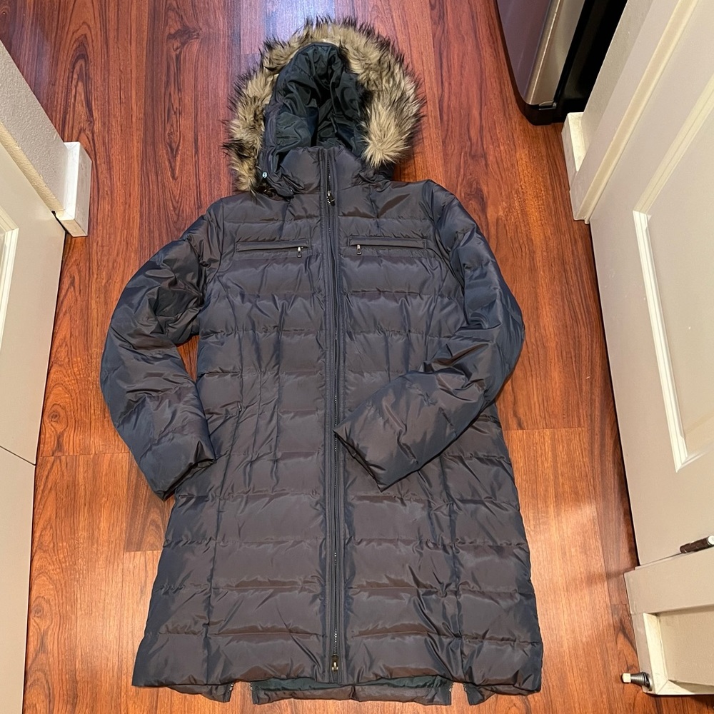 Medium petite women’s long down puffer coat from Lands’ End